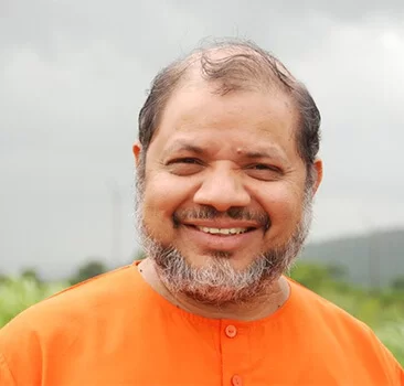 Swami Tejomayananda